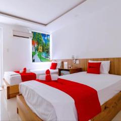 Khách sạn Hoàng Gia