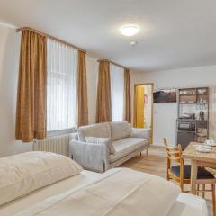Lovely Apartment In Bischofsheim