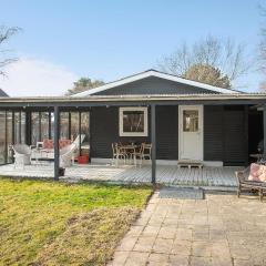 3 Bedroom Pet Friendly Home In Korsør