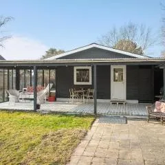 3 Bedroom Pet Friendly Home In Korsør