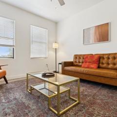 CozySuites Glendale by the stadium with pool 30