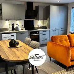 FREE GATED PARKING - 2 bed Apartment - Holbeck Leeds