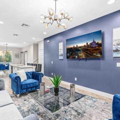 SUPER POSH- SLEEPs 16 wDESIGNs & NEAR Disney