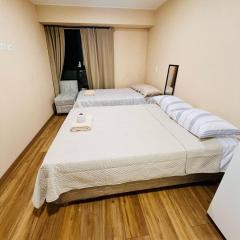 Amplia habitación con baño propio en Centro de Lima