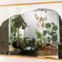 EverGreen - Design & Spacious Old Town Apartment with AC, 1,5 Bath, Family-Friendly