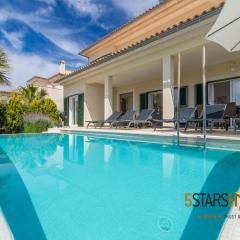 Mar 1 Family Villa near Beach