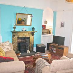 Large, luxurious and three min walk to sea and promenade