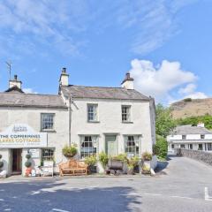 Bridge Cottages, Old Post and Bridge Suite, Sleeps 8