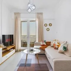 Modern 1BR with Marina View - Pool and Gym - Near Beach