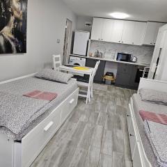 Студио за гости на град Бургас