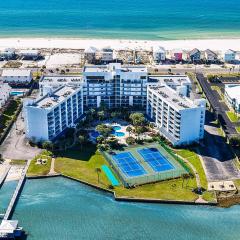 Gulf Shores Surf and Racquet Club - Great Pool - Bring your Boat - Easy Beach Access