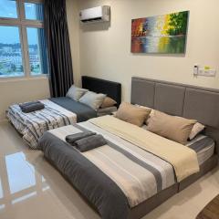 4 Pax - Scenic Riverfront Studio B, Kuching City