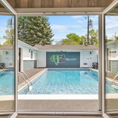 The Experience - Pool Hot Tub Theater Games Rm Pub