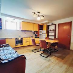 Cozy Corner Studio with Kitchen& Private Bath