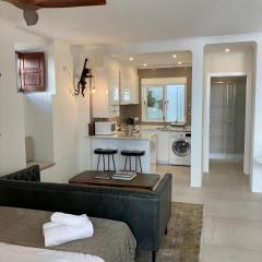 Apartment 3 Old Town Charm Lagos