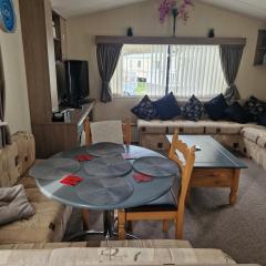 Ocean Breeze Hideaway 2 Bed Pet Friendly Static Caravan In Clarach Bay