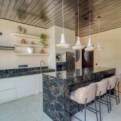 Villa Zoya Brand-New 3BR Retreat in Padonan