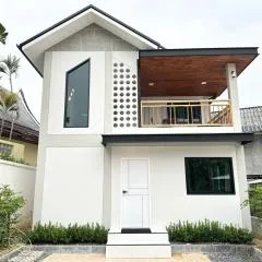 Hideaway House Bangtao