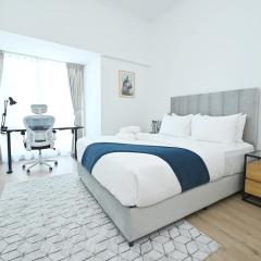 Elegant 2BRs on vibrant Dubai Marina walk