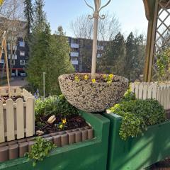 200 qm Wohnug mit Sonnenterrasse und Wintergarten