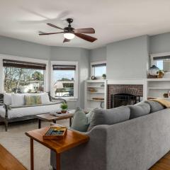 South Park Charmer - Close to Zoo - Backyard Oasis