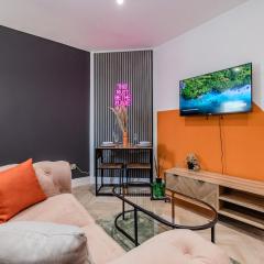 Beautiful Studio Next to Beach & Shopping Center