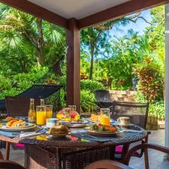 Tropical Oasis with Cenote & Pool Walk to Beach