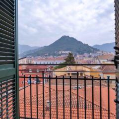 Central View Apartment