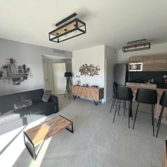 T2 neuf tout équipé ! Climatisation, wifi, parking privatif