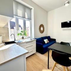 Studio przy plaży z parkingiem II