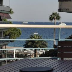 Juan-les-Pins, superbe studio vue mer grande Terrace cuisine séparée