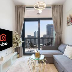 Canalfront Gem 1BR in Zada Tower by Livbnb