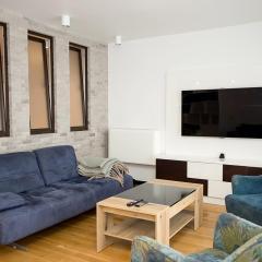 Modern Elegance in Varna - Spacious 3-Bedroom Home by Flat Mаnаger