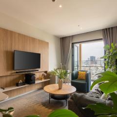 Elegant Zenity and D1Mension condos in District 1 - Host by Thomas