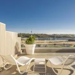 Alojamientos Turísticos Puerto de Suances junto a la playa, terraza y garaje privado