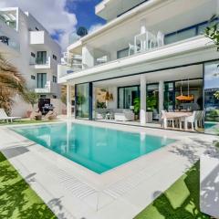 131 - Luxury Apartment with Private Pool and Views, El Higueron