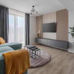 Chic Grey Escape - Central, Free Parking, Self Check-In