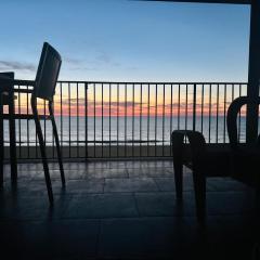 Family Friendly 2BR, Amazing Unobstructed Ocean View,Huge Balcony, Pool