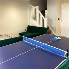 NEW 2 Floor Duplex With Pool Table & Sky Terrace