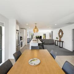 Mountain View - 2 Bedroom House