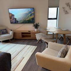 Hightide luxury seaside apartment