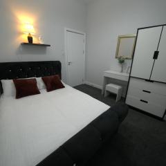 Charming Oxford Apartment in Telford - Flat 1