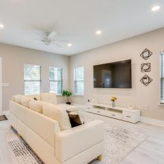 Pet-Friendly Pensacola Home Central Location