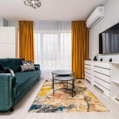 Charming Apartment - Swimming Center, Airport & Therme SPA