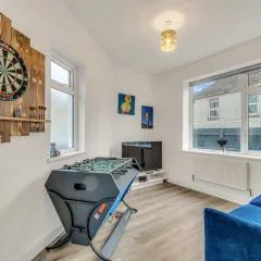 Park House - Near eateries, micro brewery, pubs, beauty salons and boutique shops, Argyle, games room, free Netflix, in the heart of Plymouth - Dogs welcome - Hosted by Absolute Accommodation Plymouth
