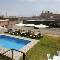 casa de playa en lurin con piscina y parrilla