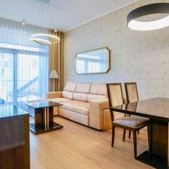 Citycentre one bedroom apartment with free parking