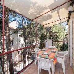 Apartments Boguvila - Two-Bedroom Economy Apartment with Terrace A5 - ST