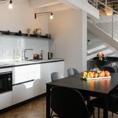 HomeThirtyFour