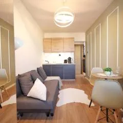 Studio obok metra! Apartmenty Natural